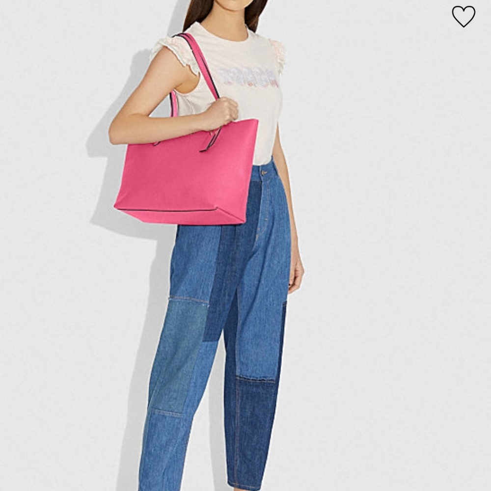 SOLD COACH | Central Tote with Zip - Picture 4 of 14